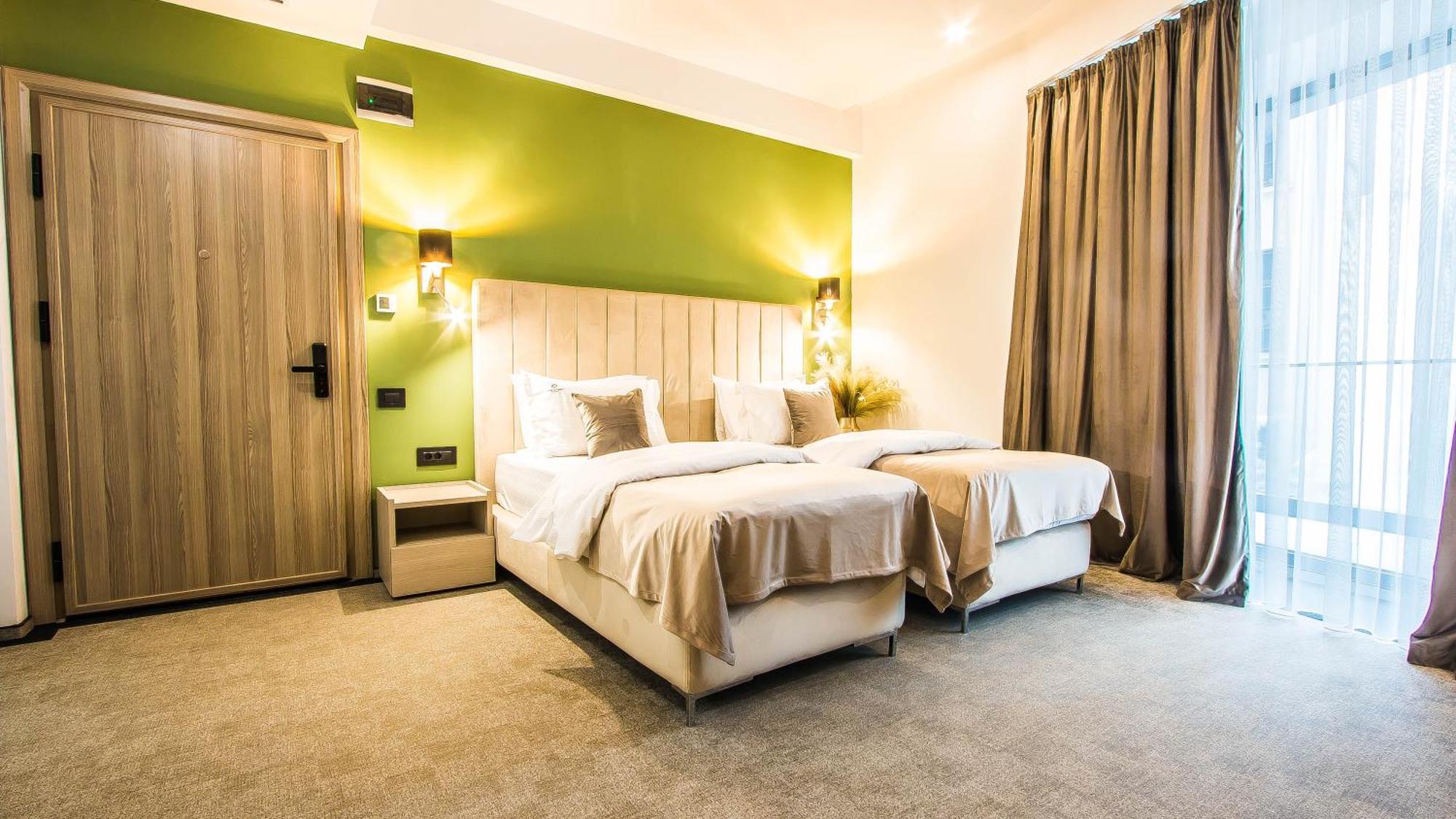 Central Carol Aparthotel 2 Bukarest Kültér fotó