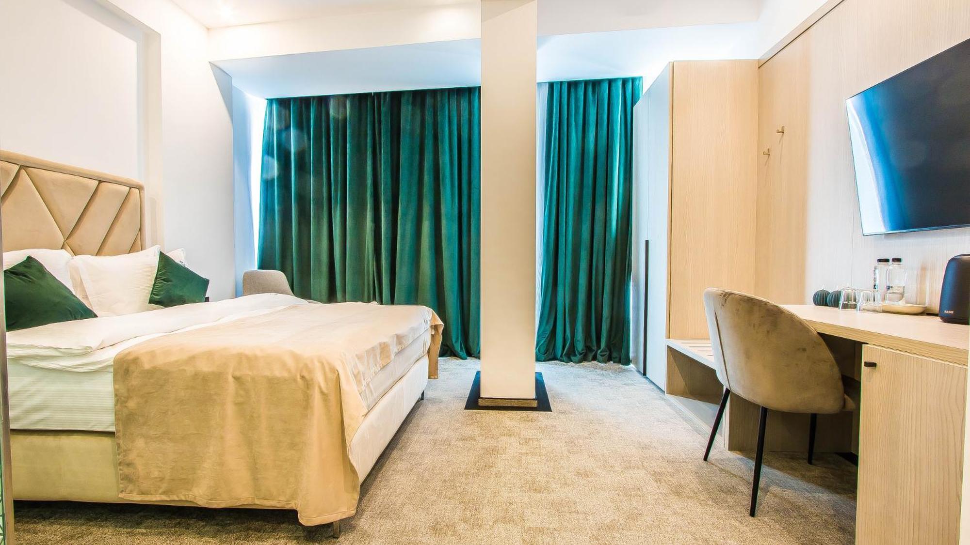 Central Carol Aparthotel 2 Bukarest Kültér fotó