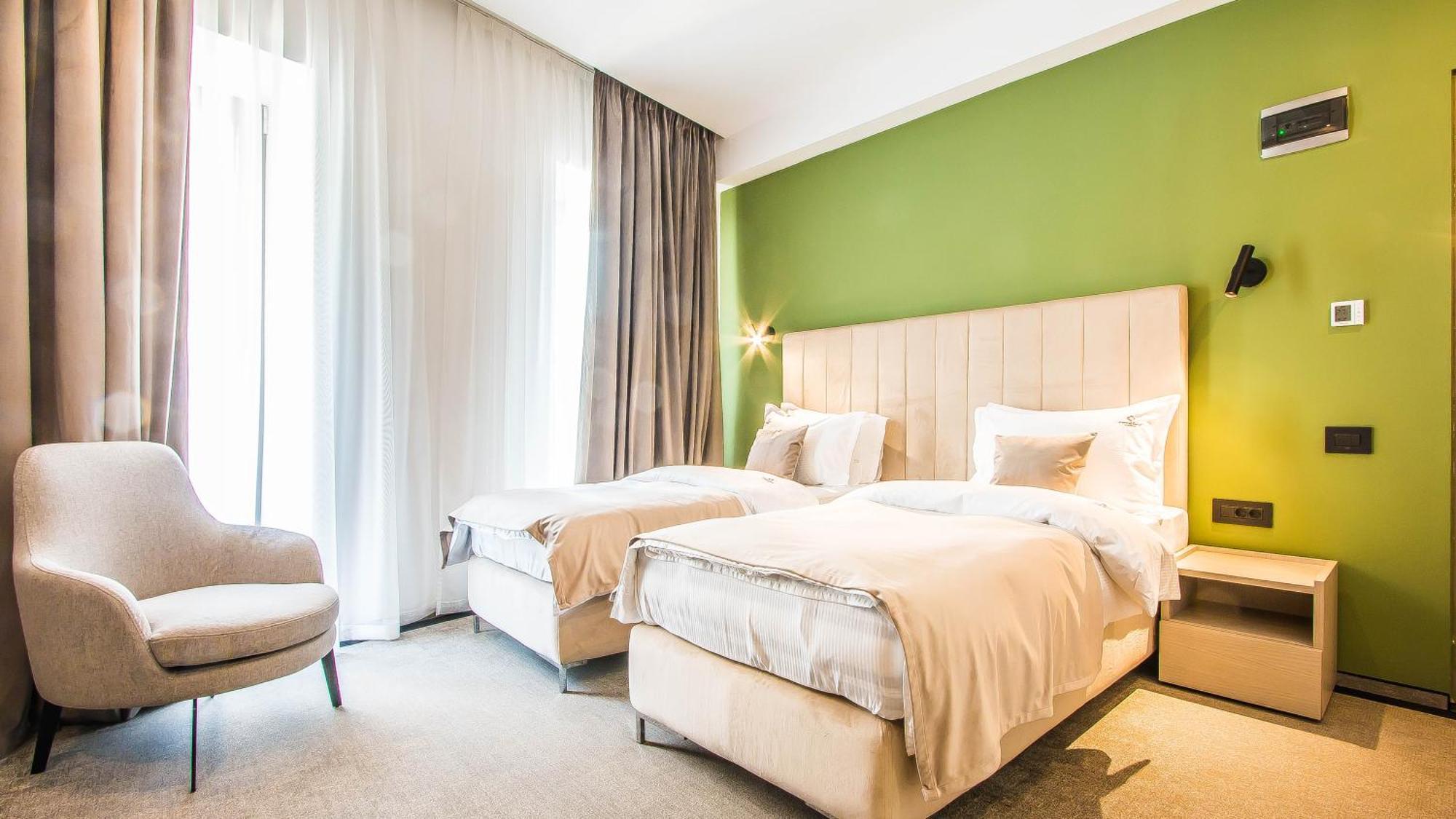 Central Carol Aparthotel 2 Bukarest Kültér fotó