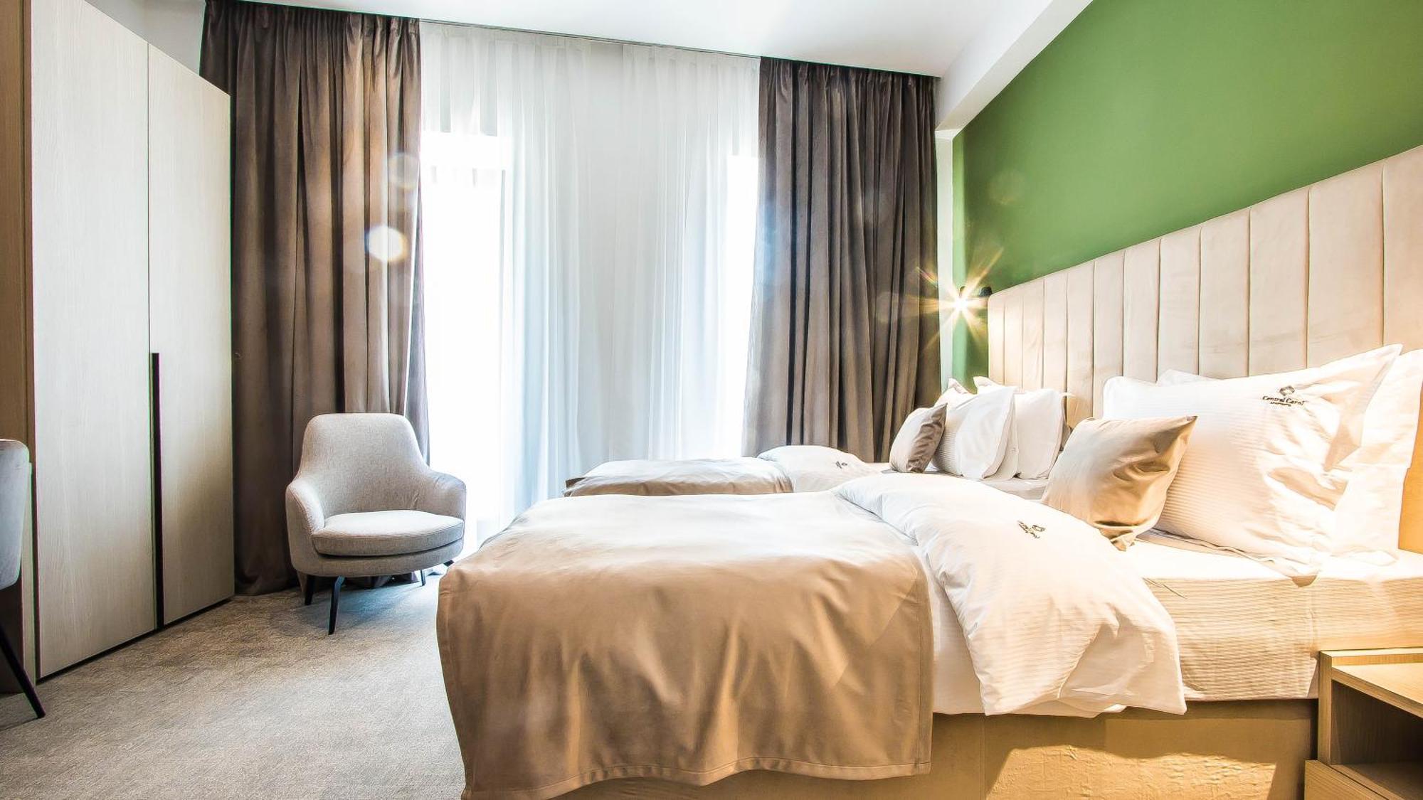 Central Carol Aparthotel 2 Bukarest Kültér fotó